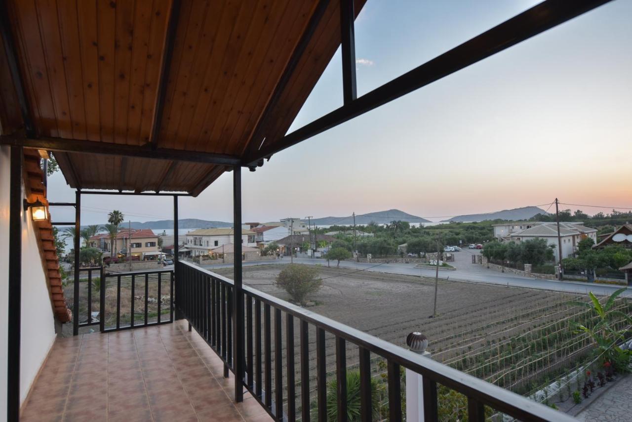 Alexandre Maison Beachfront Gialova Vacation Home Exterior foto